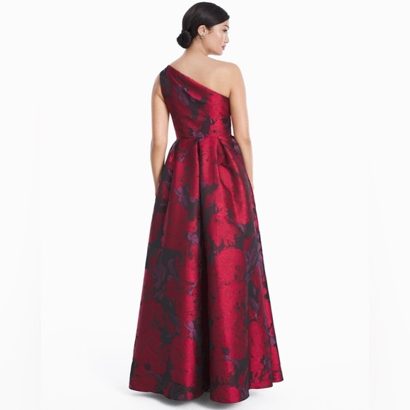 CARMEN MARC VALVO INFUSION One-Shoulder Brocade Ball Gown size 2 - Picture 5 of 12